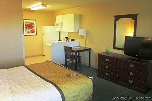 Extended America - - Grant Road Hotel